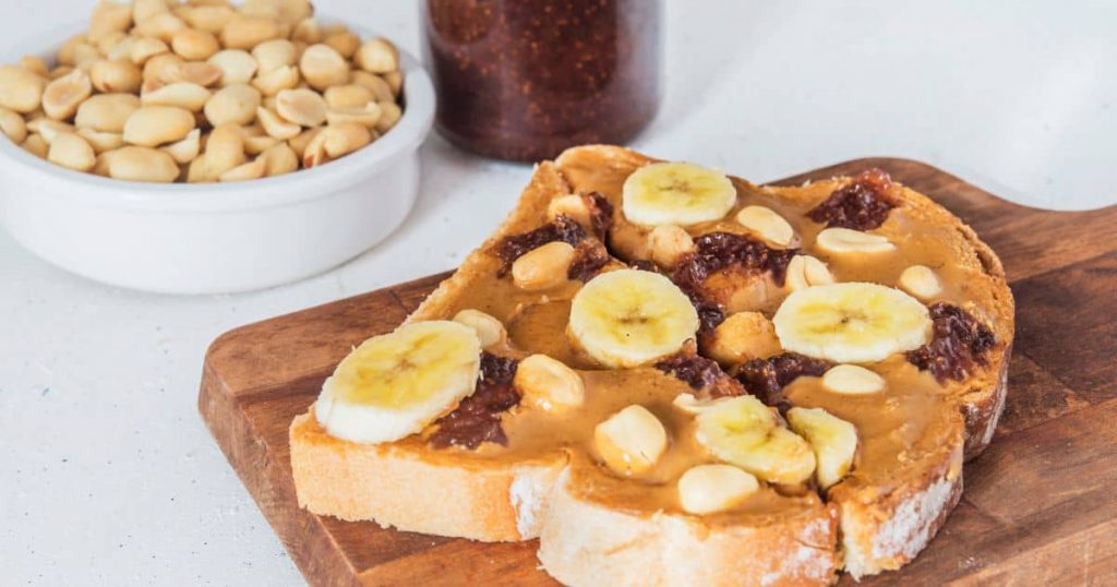 Peanut Butter Banana Toast healthy breakfast recipes-min