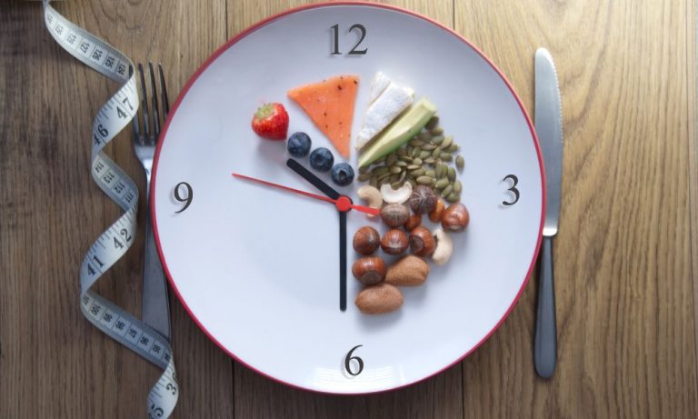 What is Fasting with Food? A Comprehensive Guide to Intermittent Fasting