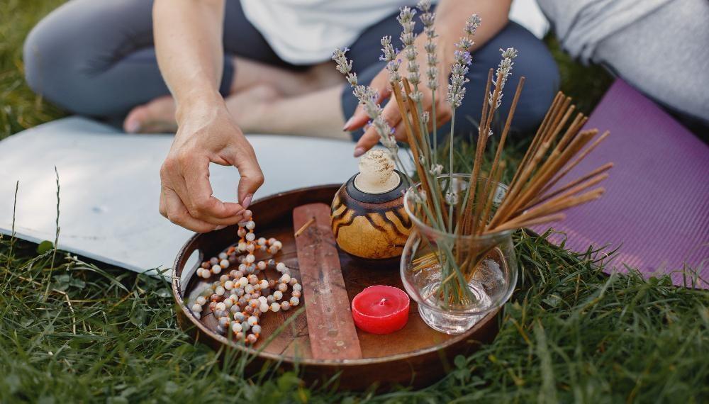 10 holistic health practices for a balanced and vibrant life