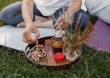 10 holistic health practices for a balanced and vibrant life