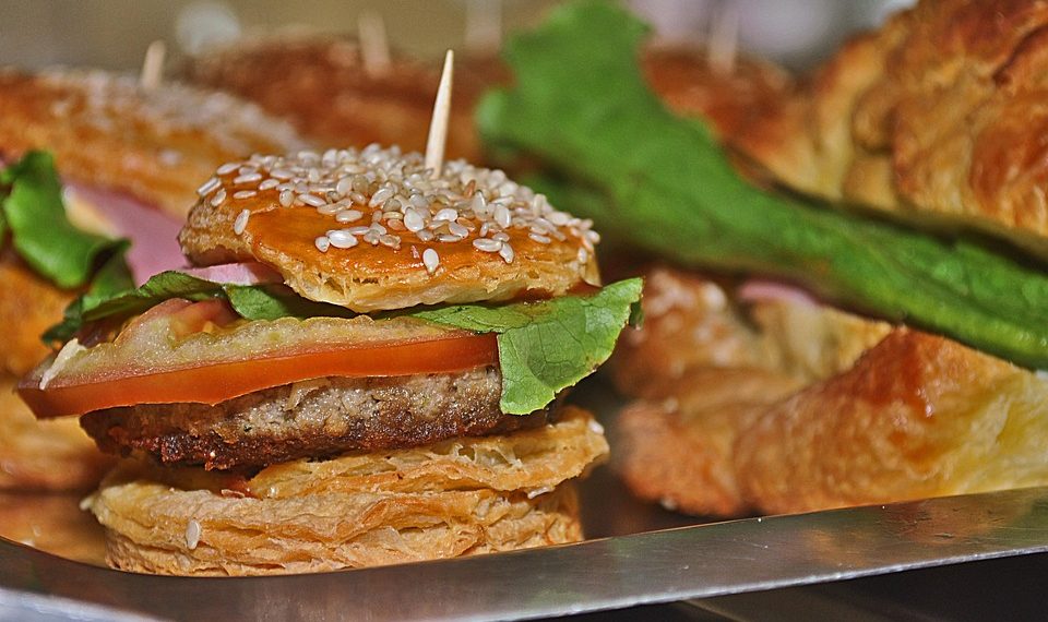 10 Delicious Foods to Lower Your Cholesterol Fast