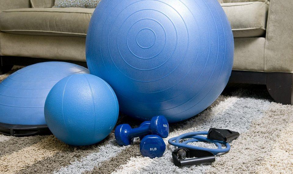 10 Fat-Burning Exercises You Can Do at Home Today!