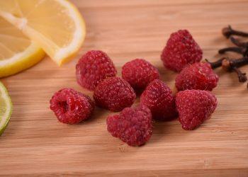 10 Foods to Boost Your Mood and Mental Clarity