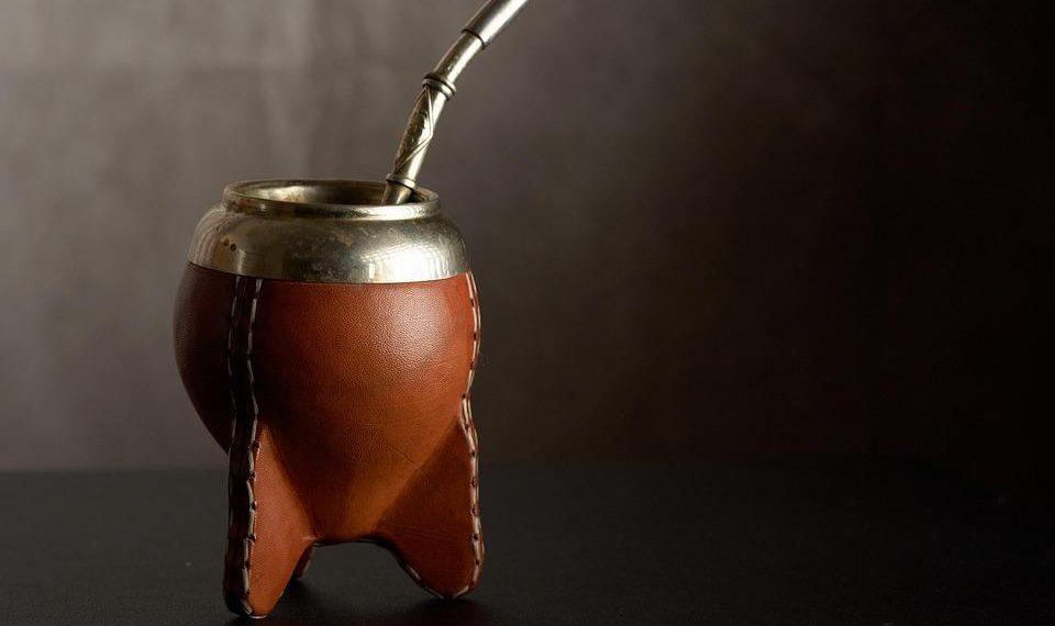 10 Herbal Teas to Boost Your Mood Instantly