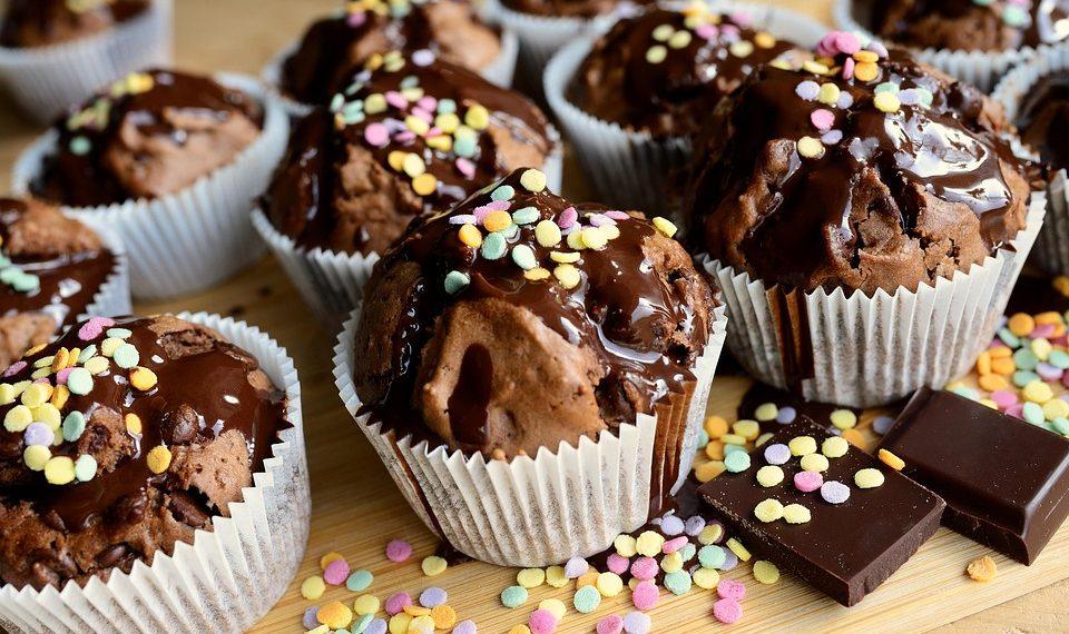 10 Low-Calorie Snacks That Satisfy Every Craving