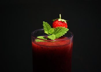 10 Moringa Smoothie Recipes to Boost Your Health Today!