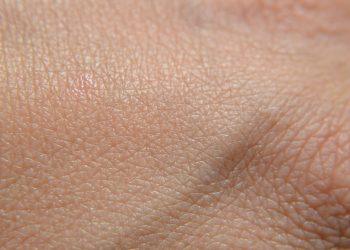 10 Natural Remedies for Glowing Skin You Must Try