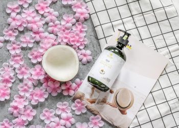 10 Natural Remedies to Stop Hair Loss Fast!