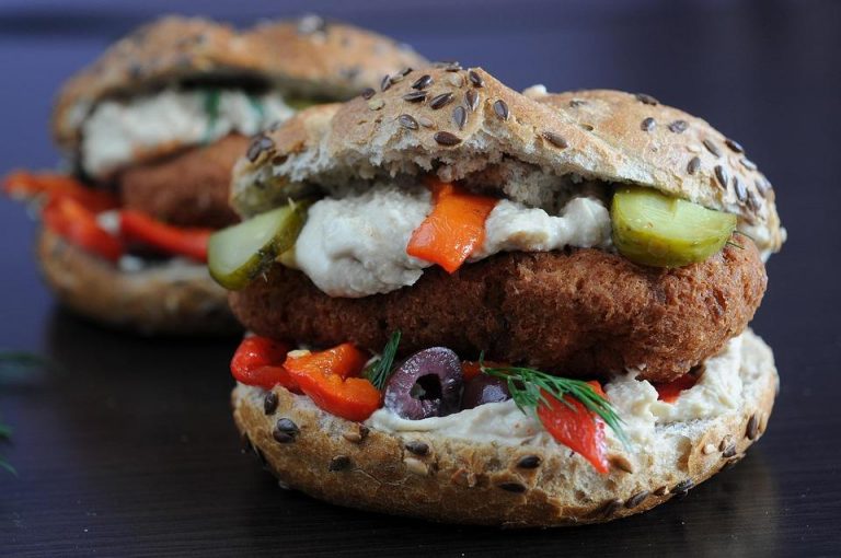 10 Plant-Based Meals That Will Wow Your Taste Buds
