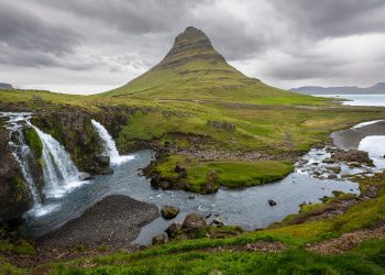 10 Secrets to Unlocking Your Natural Beauty Today