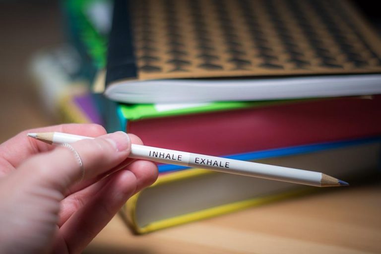 10 Simple Tricks to Tame Your Anxiety Today