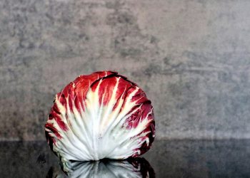 10 Superfoods for Glowing Skin You Need to Try