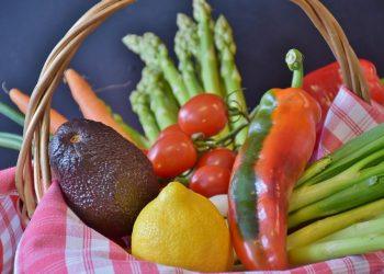 10 Surprising Benefits of a Low-Carb Natural Diet