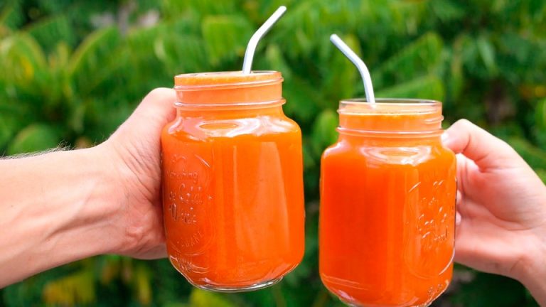 10 Vitamin-Packed Smoothies to Boost Your Health Today