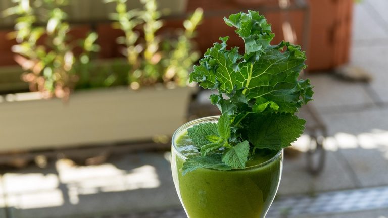 7 Detox Foods to Revitalize Your Health Today!