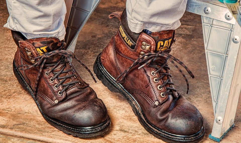 7 Herbs to Soothe Your Bladder Naturally and Effectively