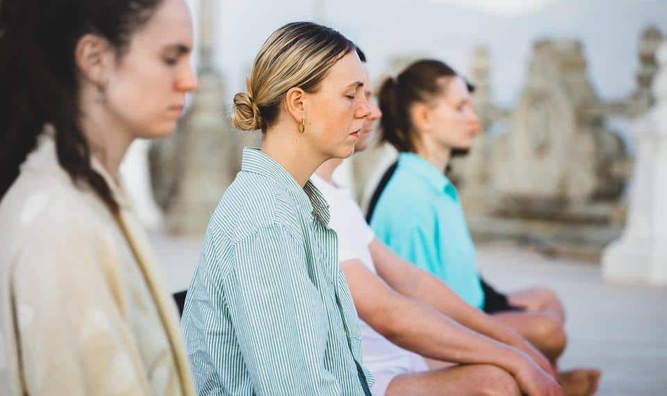 7 Mindfulness Techniques to Transform Your Daily Life