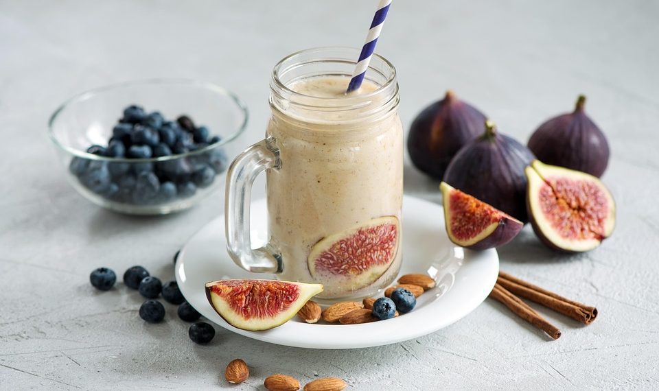 7 Moringa Smoothie Recipes for a Nutrient Boost