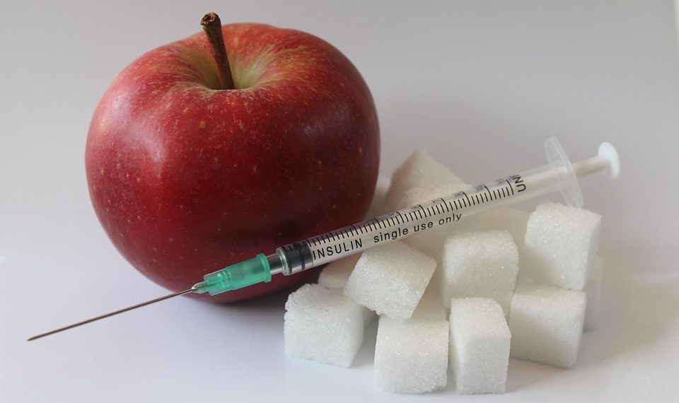 7 Natural Diet Tips to Control Diabetes Effectively