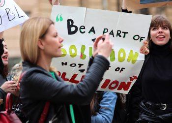 7 Natural Foods to Boost Your Digestion Today