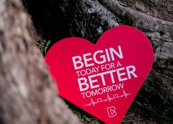 7 Simple Habits for Healthy Aging You Can Start Today