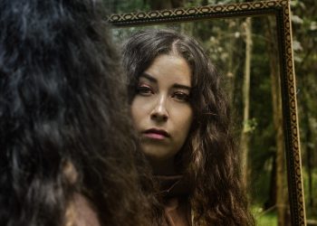 7 Simple Habits for a Naturally Healthier You