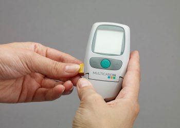 7 Simple Hacks to Master Your Blood Sugar Levels