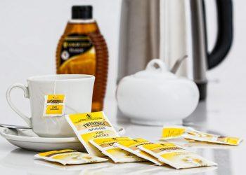 7 Slimming Herbal Drinks to Boost Your Weight Loss Journey