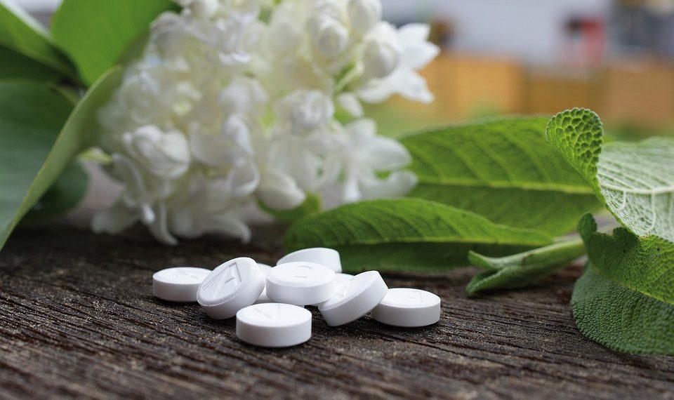 7 Surprising Benefits of Alternative Medicine You Need to Know