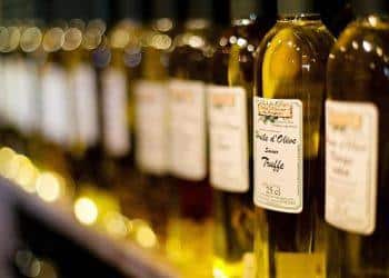 7 Surprising Benefits of Moringa Oil You Must Know