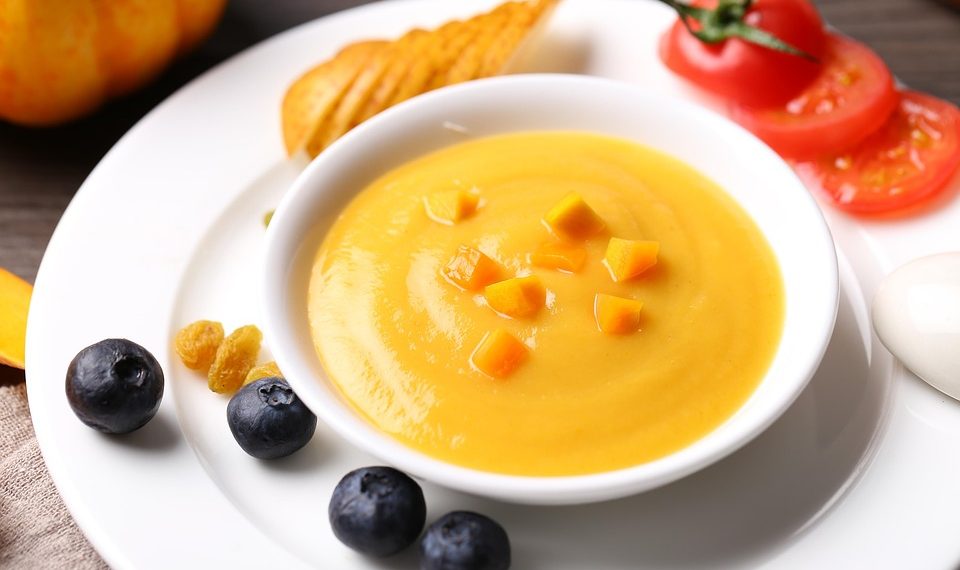 7 Surprising Benefits of Organic Moringa Supplements