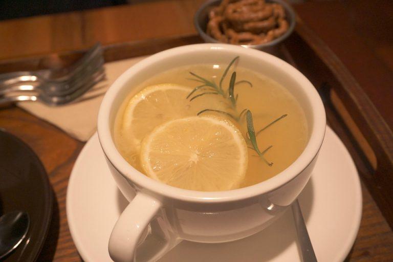 7 Teas That Help Trim Your Waistline Fast