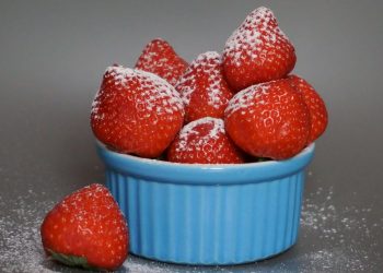 10 Blood Sugar Friendly Fruits You’ll Love to Eat!