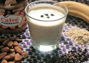 Peanut butter banana smoothie with almonds and oats.
